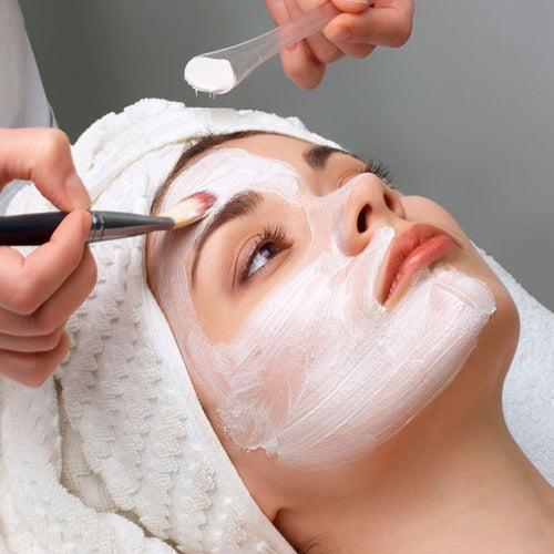 Facial con Hidratación Galvánica y Velo De Colágeno